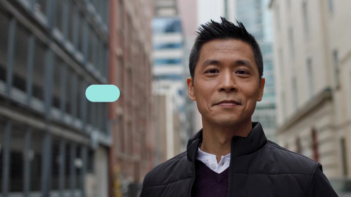 Chang Layers a Vest Like He’s Late for the Senators Bidding War