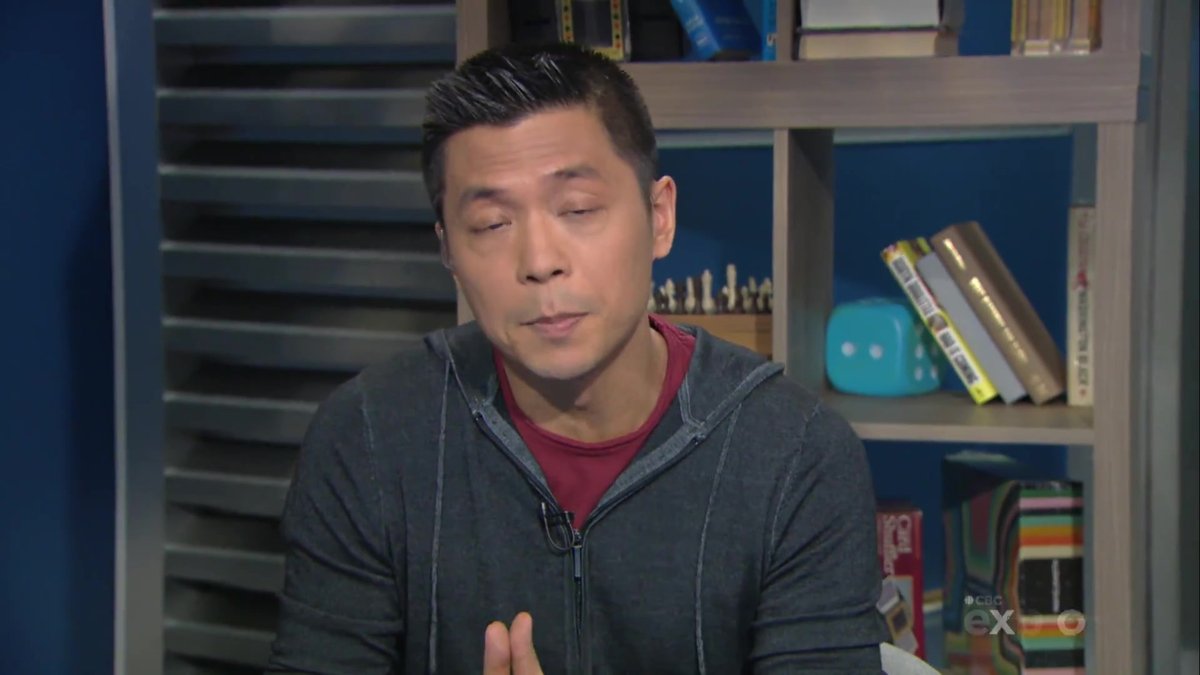 This CBC anchor traded his maroon layer for a charcoal gray hoodie while breaking down France’s short-haul flight ban, proving Chang can make casual look authoritative.