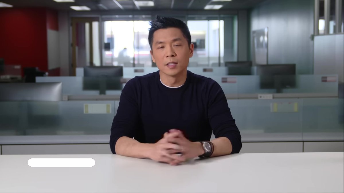 This CBC anchor kept it cozy in a navy blue sweater while TikTok made its case for survival, proving Chang’s warm style never needs an algorithm to trend.