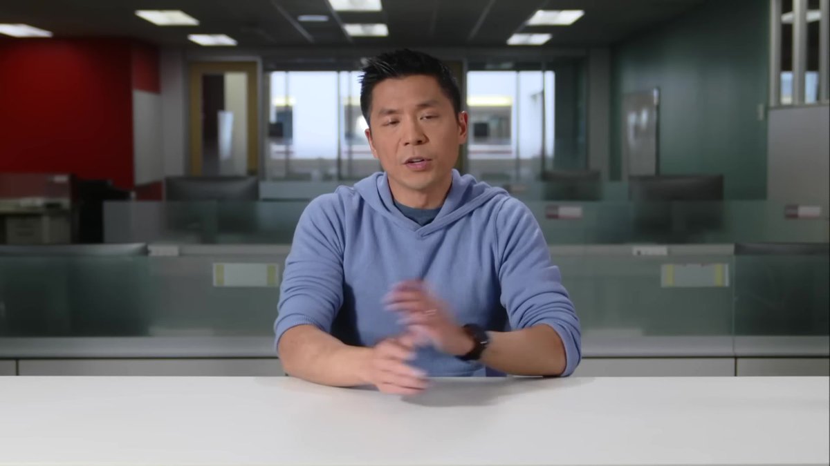 Chang’s Periwinkle Hoodie and the Clues That Led to Luigi Mangione