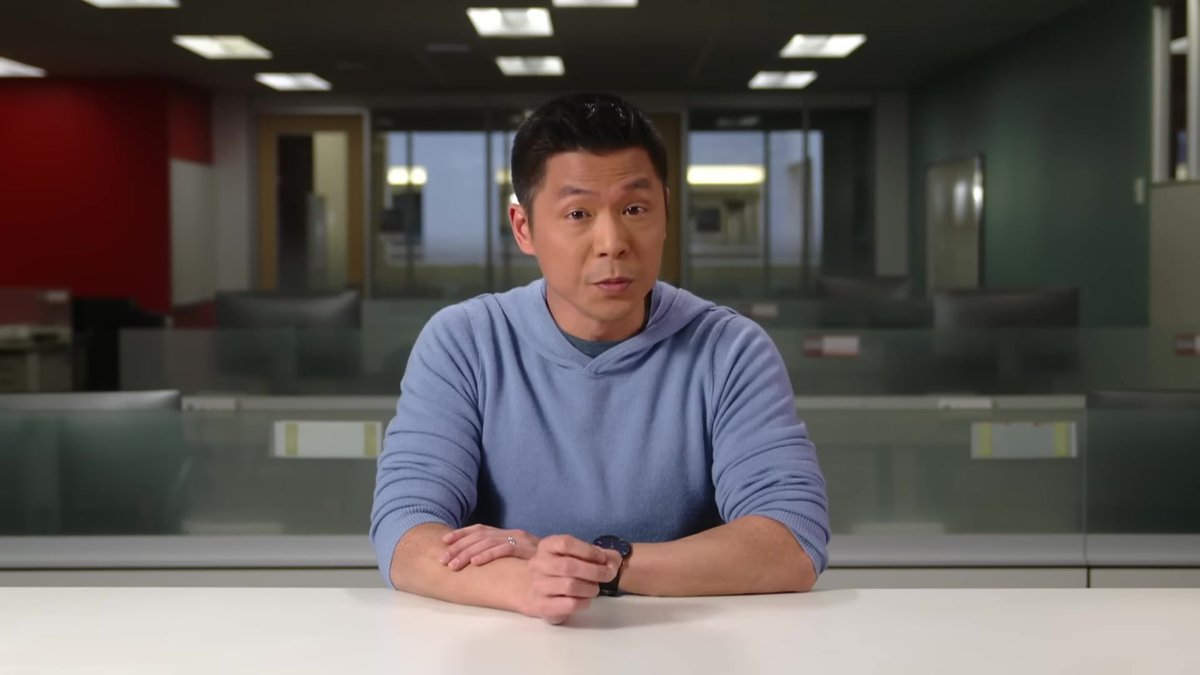 This CBC anchor Chang rocked a light blue hoodie while breaking down what’s going on, proving casual fits & current affairs make a cozy combo